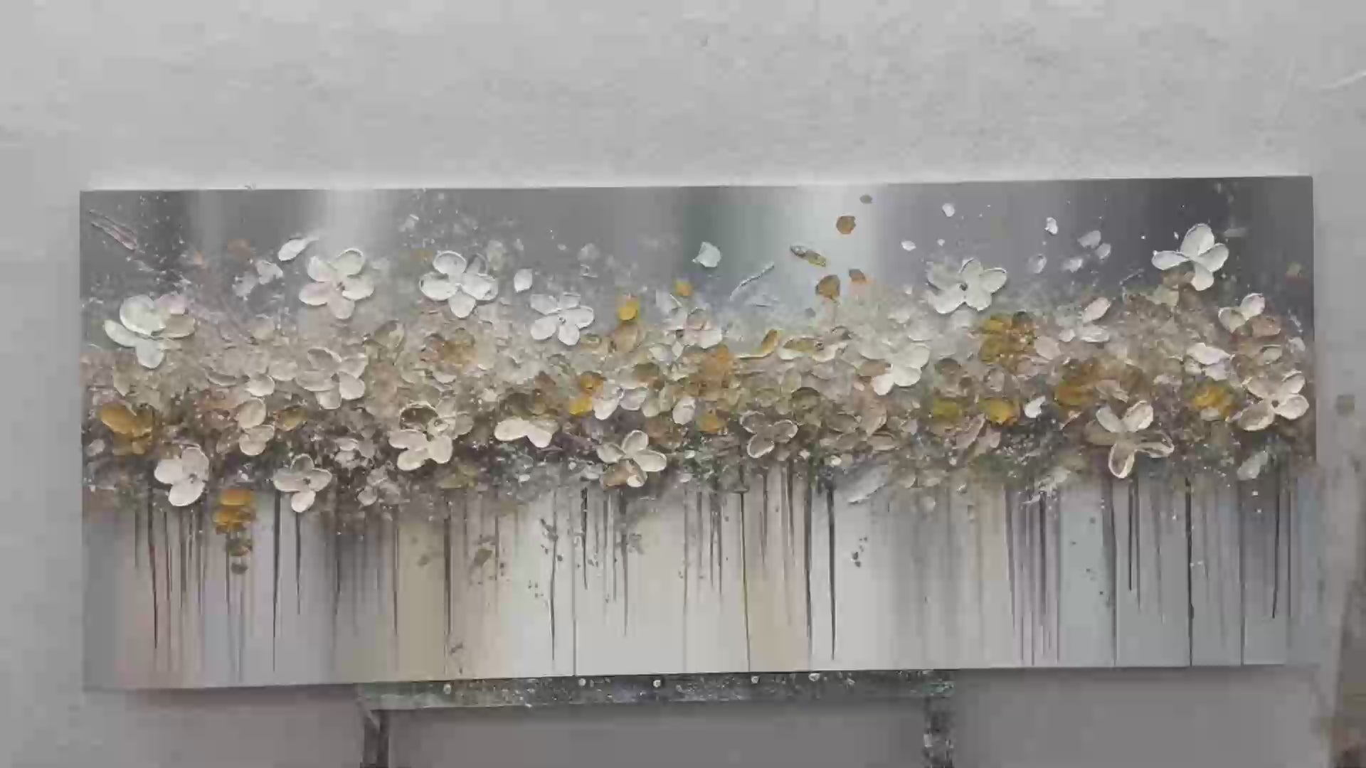 Golden Drift – Floral Painting, view 3